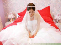 <b>化妆学校教大家几个美甲小技巧</b>